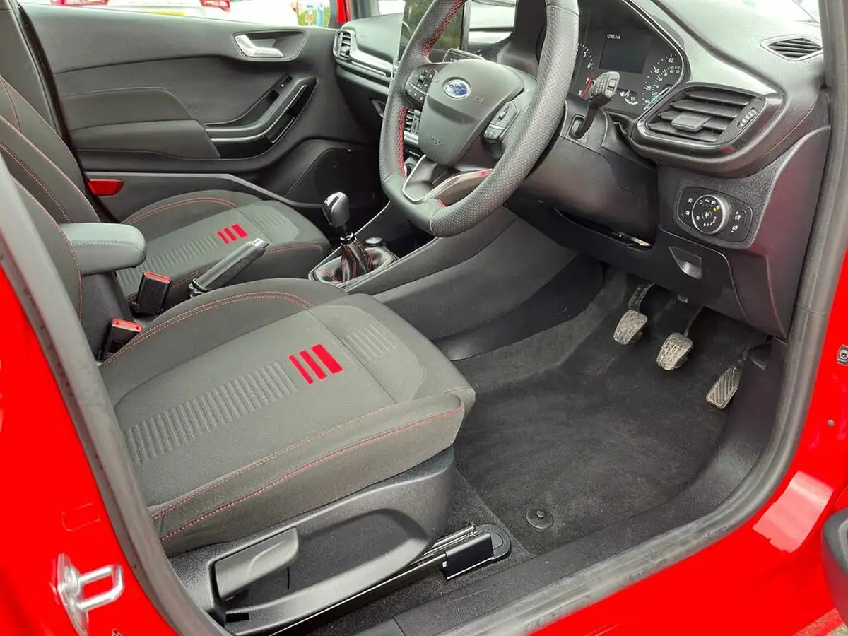 2022-ford-fiesta-10t-st-line-100ps-5d-big-26