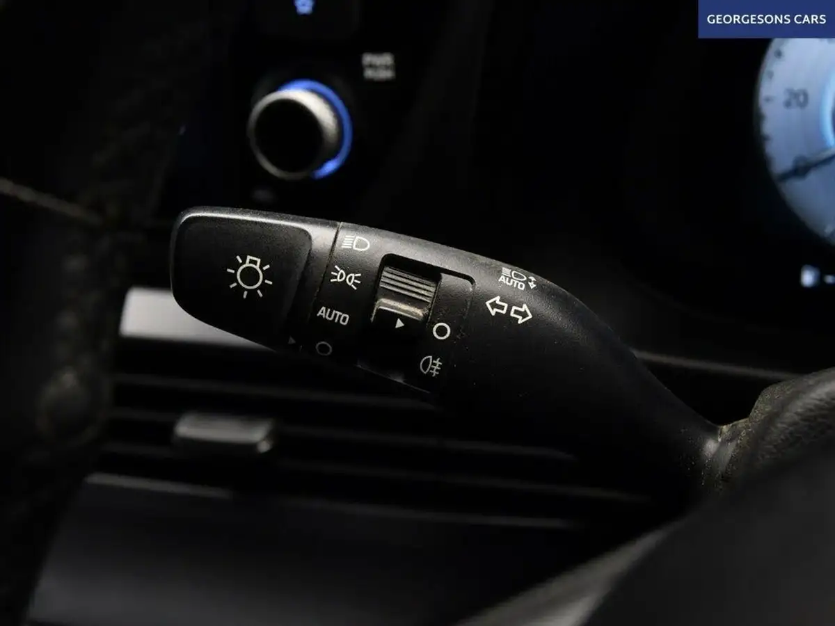 2021-hyundai-bayon-10-t-gdi-se-connect-big-37