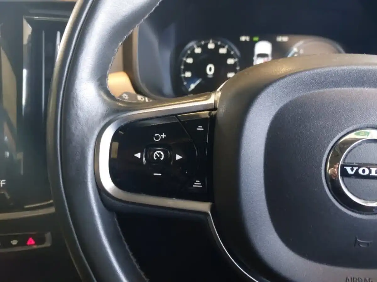 2019-volvo-s90-20-t8-inscription-pro-big-9