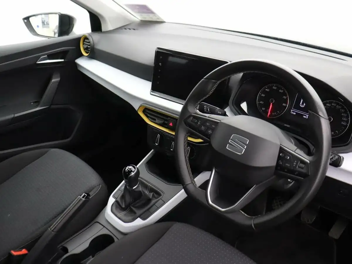 2022-seat-arona-10-tsi-evo-se-technology-big-16