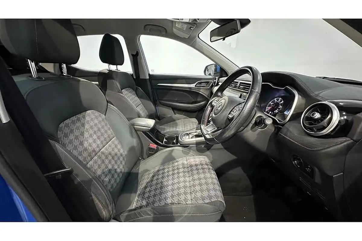2021-mg-zs-suv-10t-gdi-excite-big-24