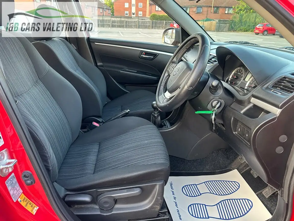 2015-suzuki-swift-12-sz2-5d-big-11