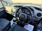 2016-toyota-yaris-15-vvt-i-design-hybrid-small-16