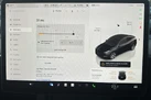 2022-tesla-model-y-e-long-range-small-39