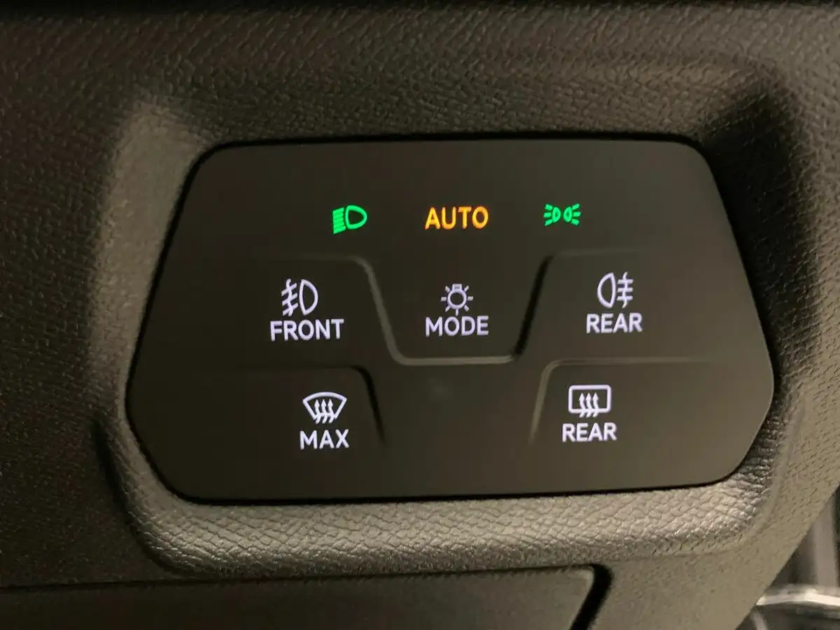 2022-cupra-formentor-20-tsi-vz3-big-31