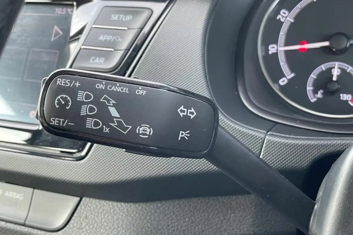 2019-skoda-fabia-10-tsi-colour-edition-big-26