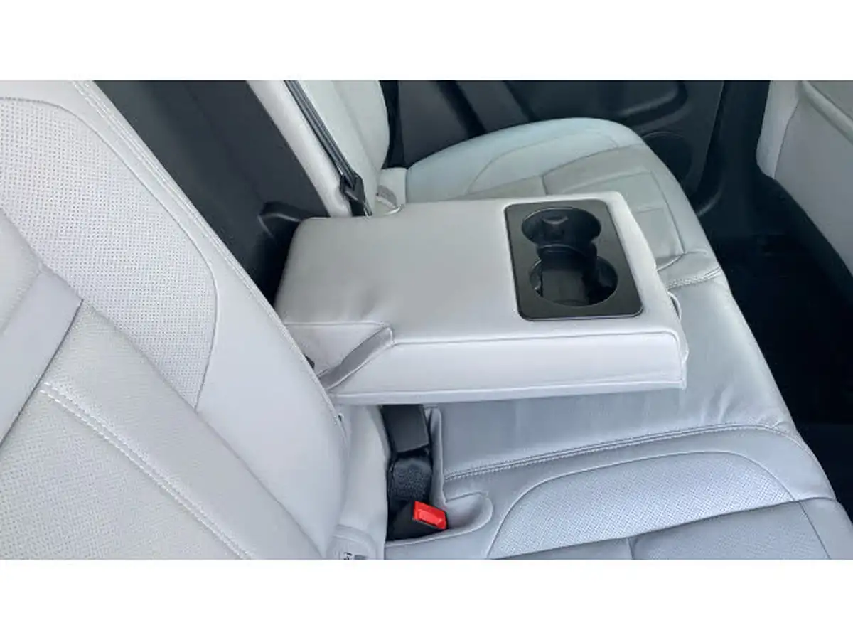 2024-land-rover-range-rover-evoque-15-p300e-s-big-31