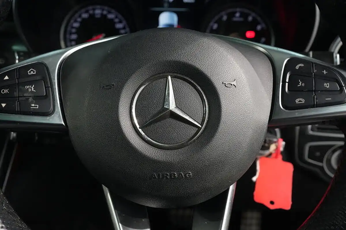2019-mercedes-benz-glc-class-20-glc250-amg-night-edition-ss-big-35