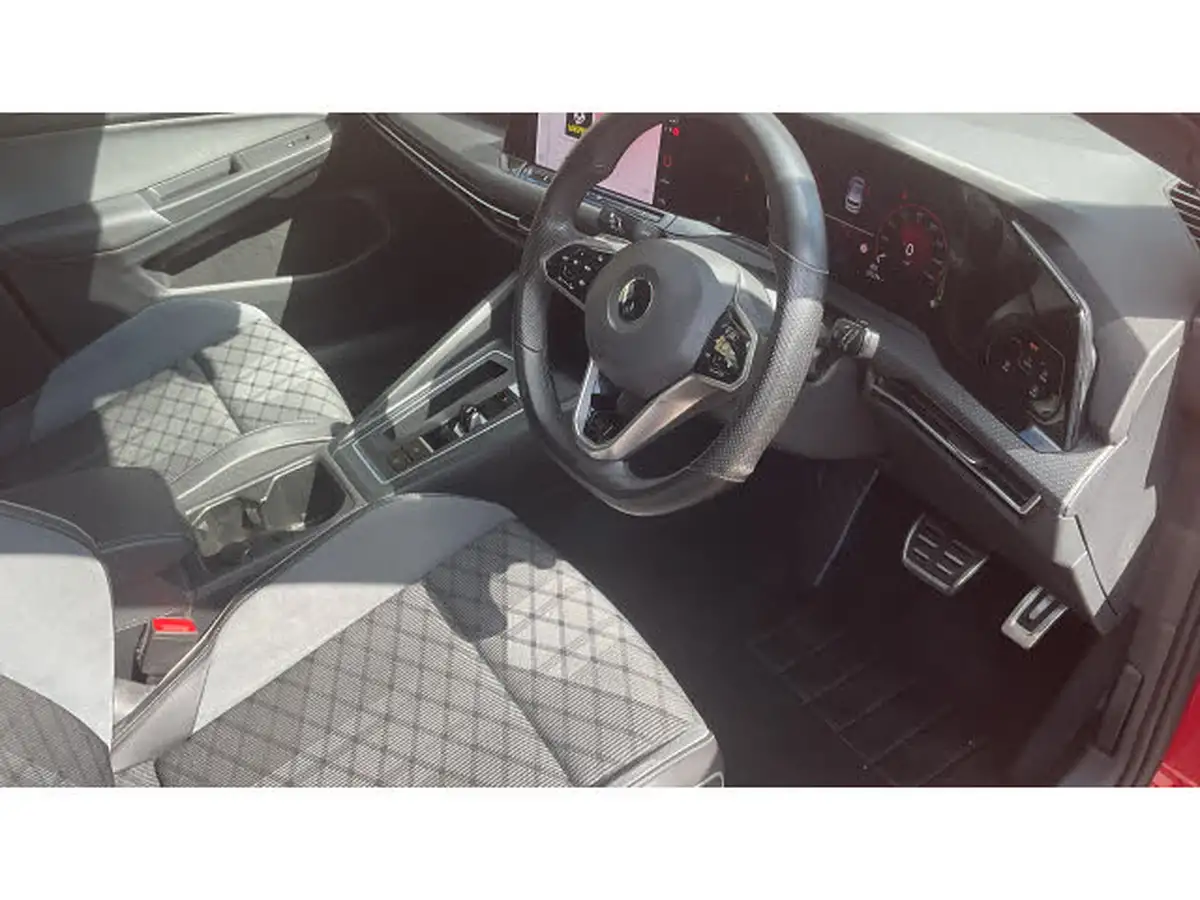 2022-volkswagen-golf-15-etsi-r-line-150ps-hatchback-big-5