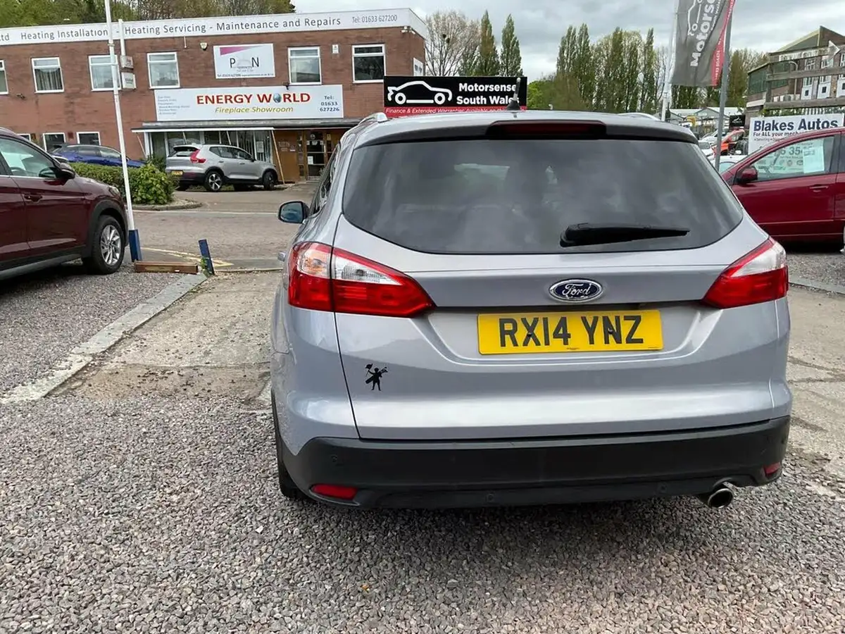 2013-ford-focus-20td-titanium-x-estate-powershift-big-71