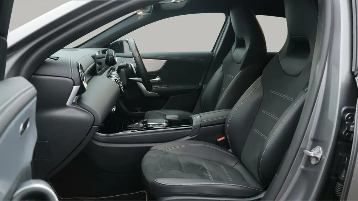 2022-mercedes-benz-a-class-13-a200-amg-line-executive-edition-hatchback-5d-7g-dct-big-14