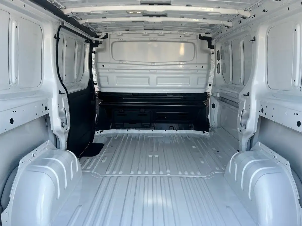2025-renault-trafic-20dci-sl30-150-extra-big-11