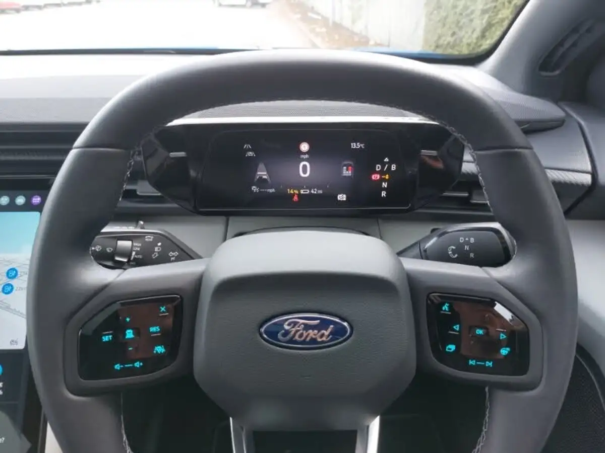 2024-ford-explorer-e-premium-286ps-77kwh-big-16