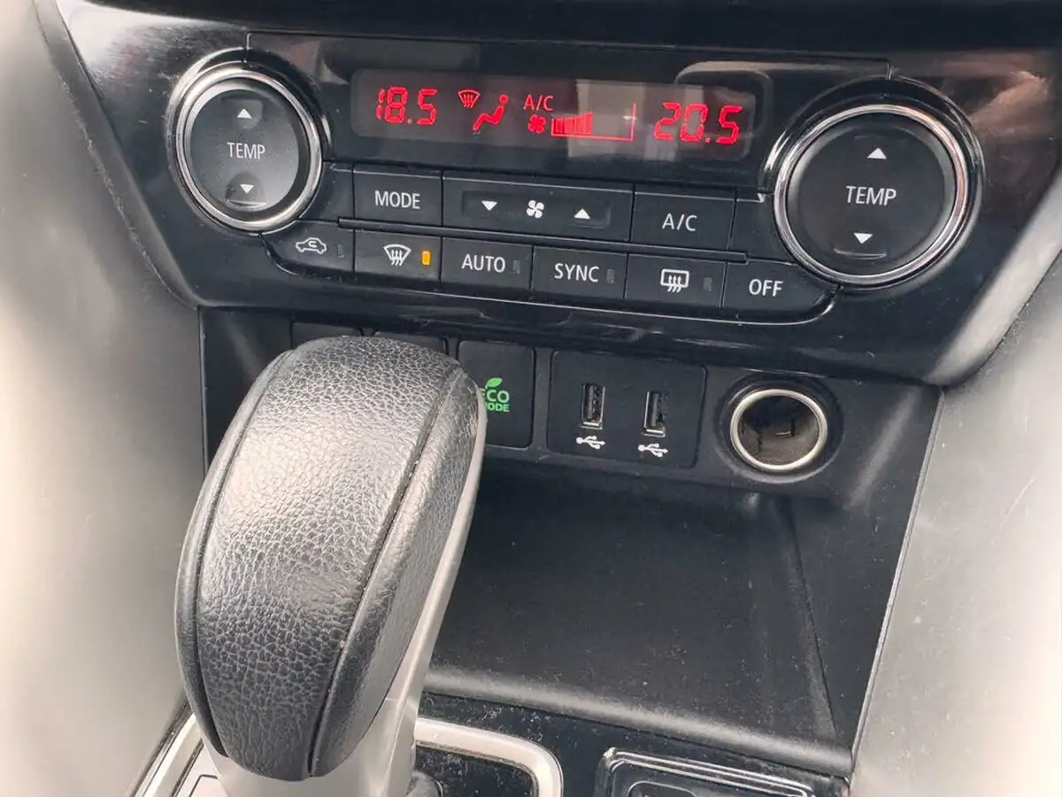 2019-mitsubishi-eclipse-cross-15-4-auto-big-30