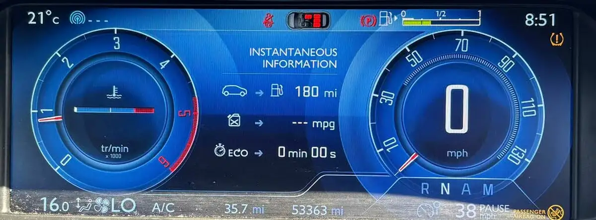 2014-citroen-c4-picasso-16e-hdi-exclusive-etg6-big-9