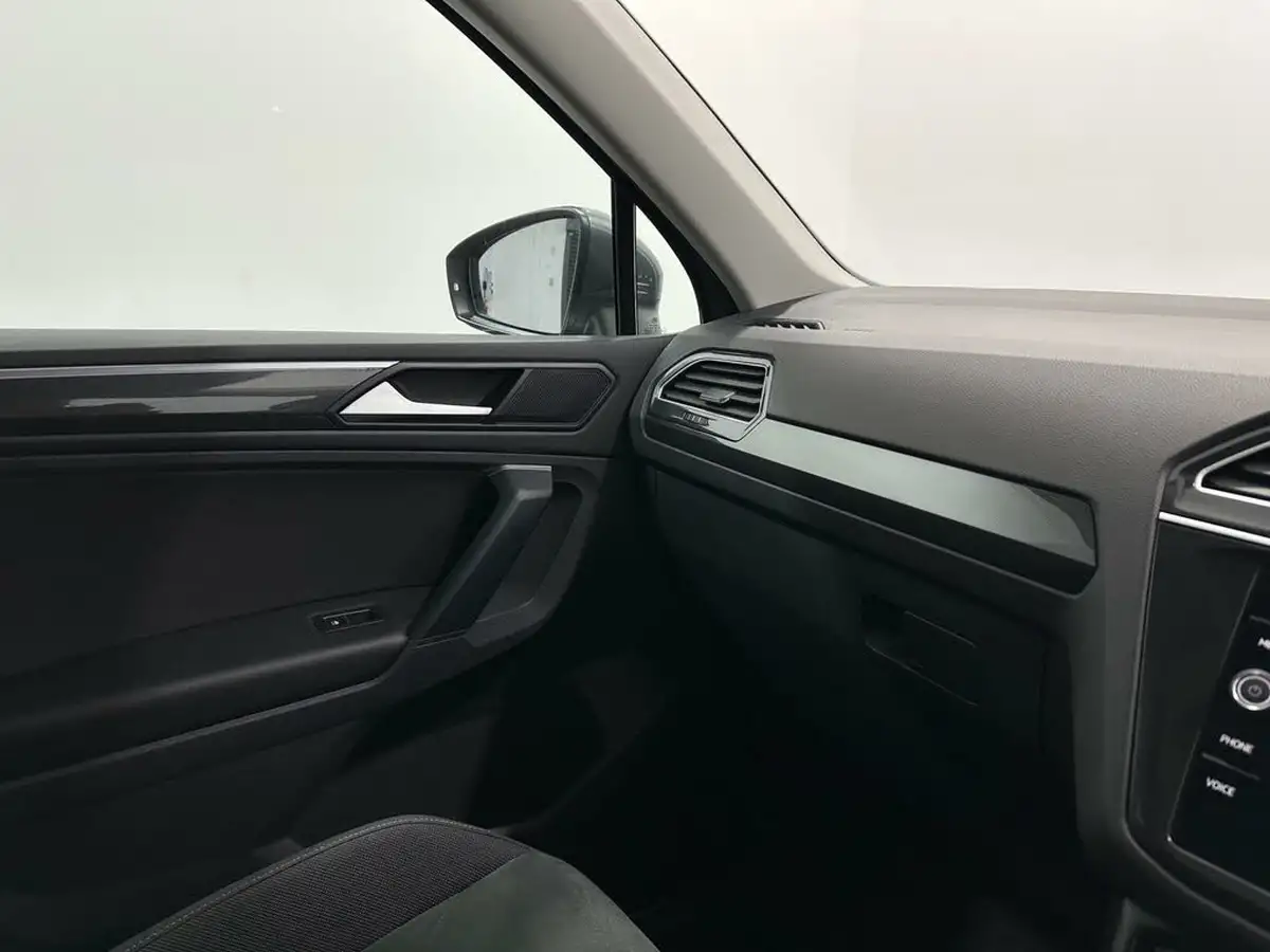 2018-volkswagen-tiguan-20tdi-sel-150ps-ss-dsg-big-27