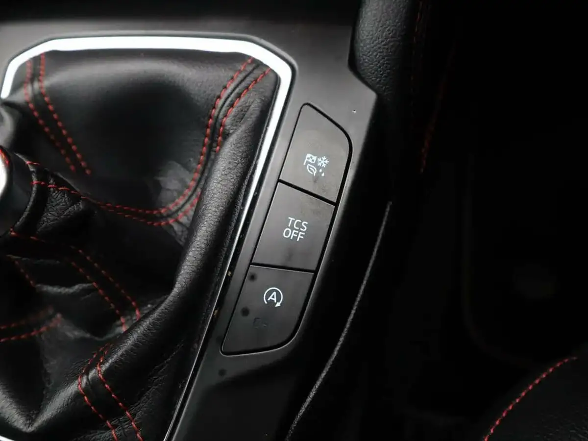 2019-ford-focus-10t-st-line-x-ss-hatchback-big-31