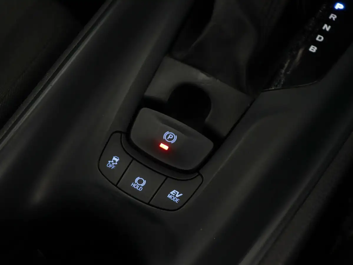 2022-toyota-c-hr-18-vvt-i-icon-big-23