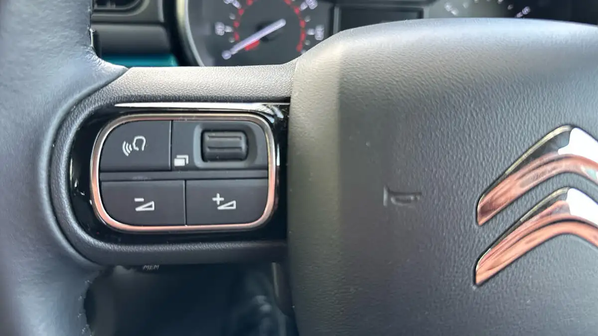 2022-citroen-c3-12-puretech-shine-plus-110ps-ss-eat6-big-22