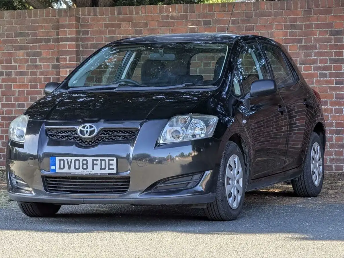 2008-toyota-auris-14-t2-5d-big-2