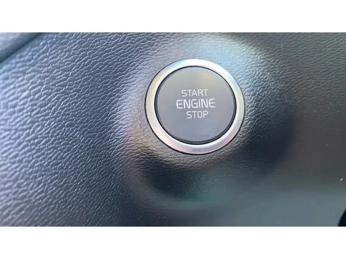 2022-volvo-xc40-15-t4-inscription-big-22