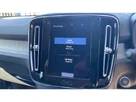 2022-volvo-xc40-15-t4-inscription-small-33
