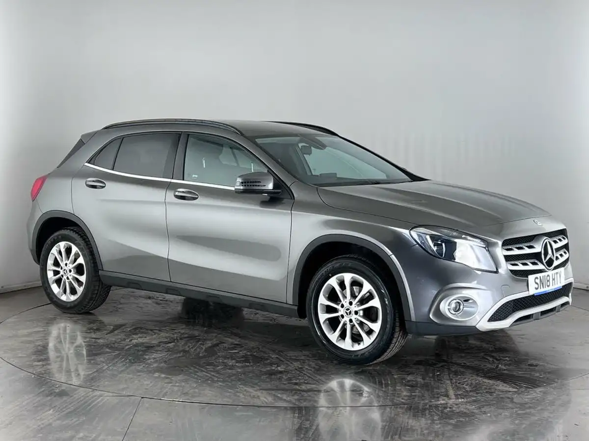 2018-mercedes-benz-gla-class-16-gla-200-se-154bhp-big-0