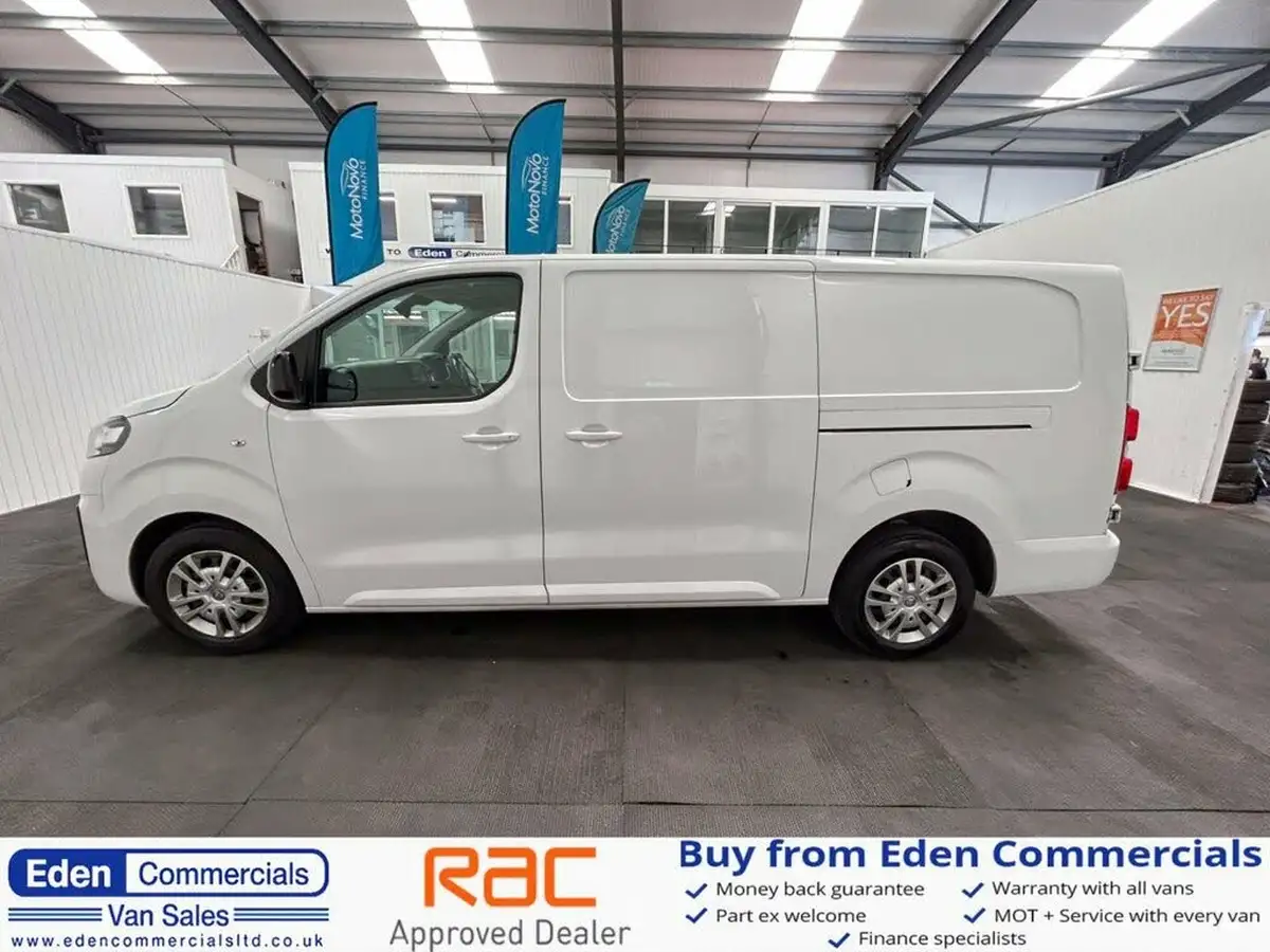 2022-vauxhall-vivaro-15td-2900-l2h1-sportive-big-8
