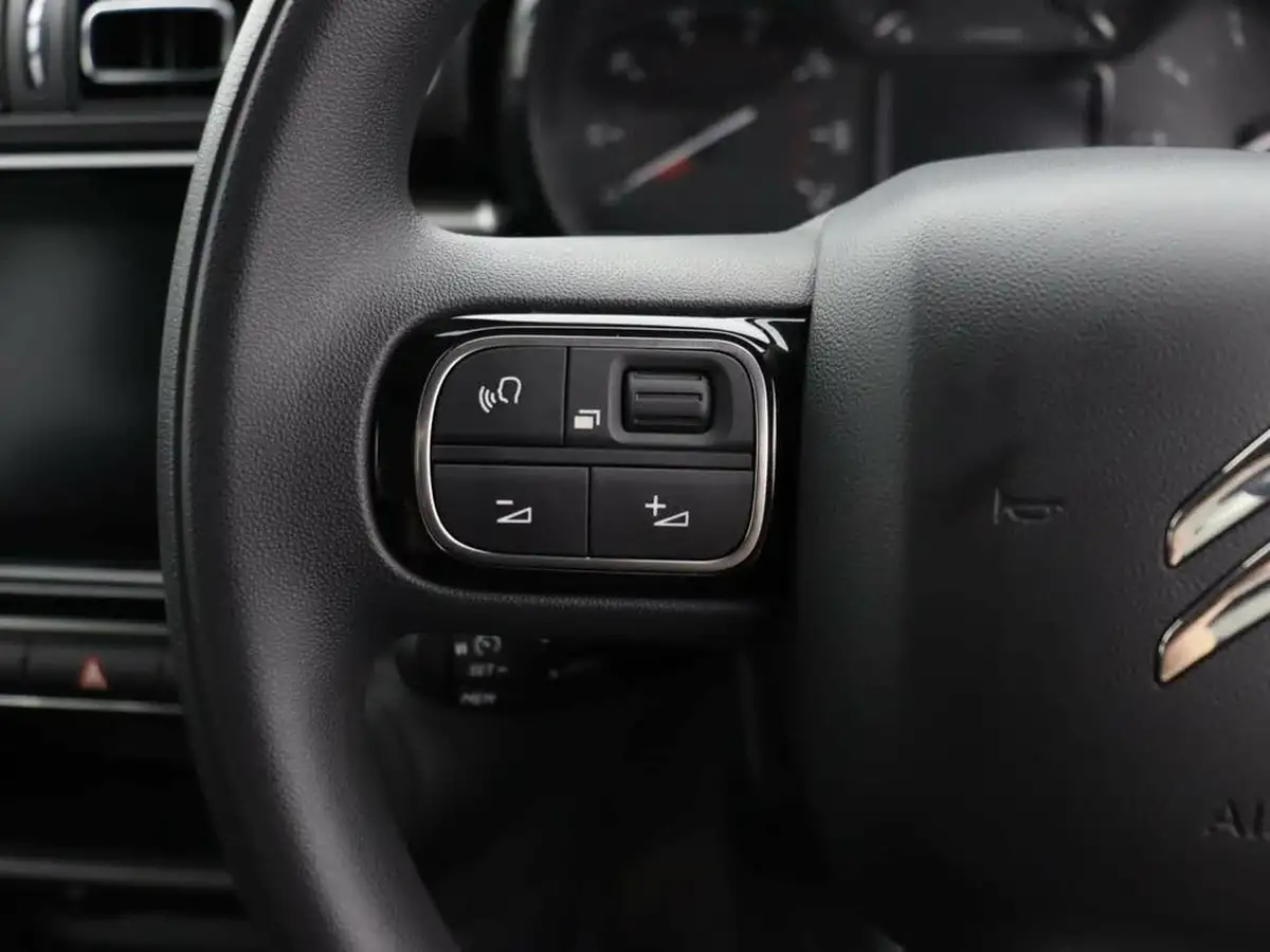 2024-citroen-c3-12-puretech-plus-110ps-eat6-big-26