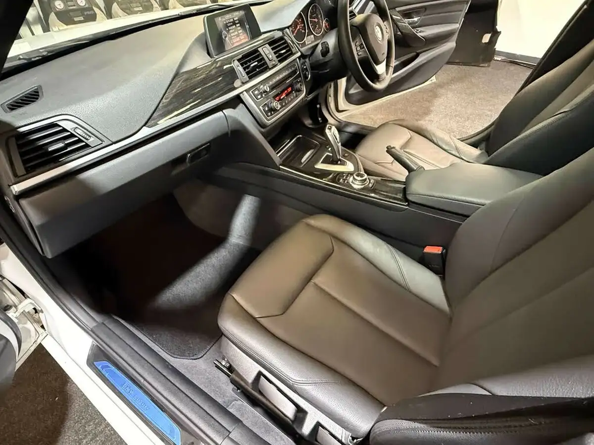 2015-bmw-3-series-20-328i-luxury-touring-5d-auto-big-52