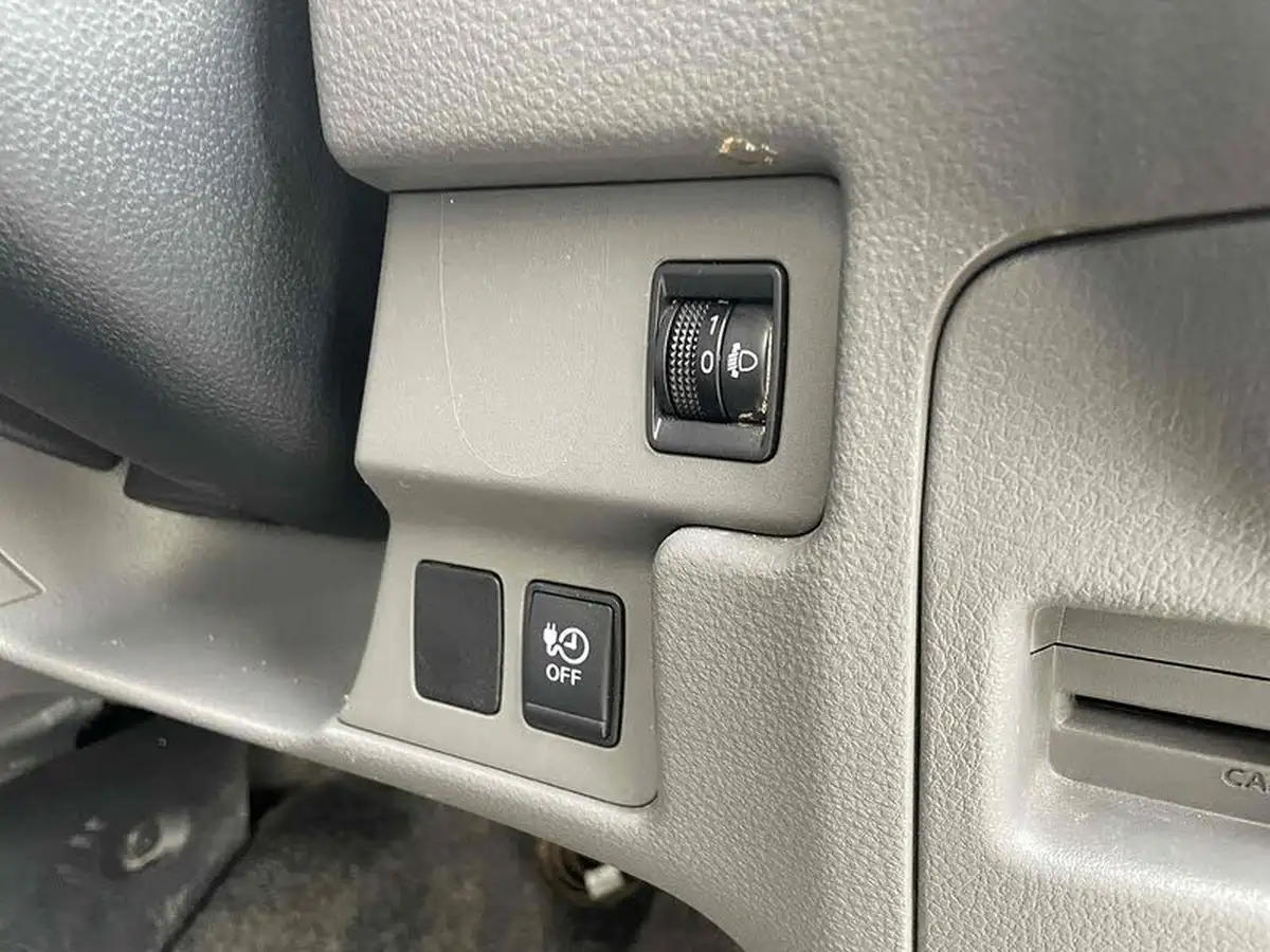 2021-nissan-env200-e-visia-panel-van-auto-big-25