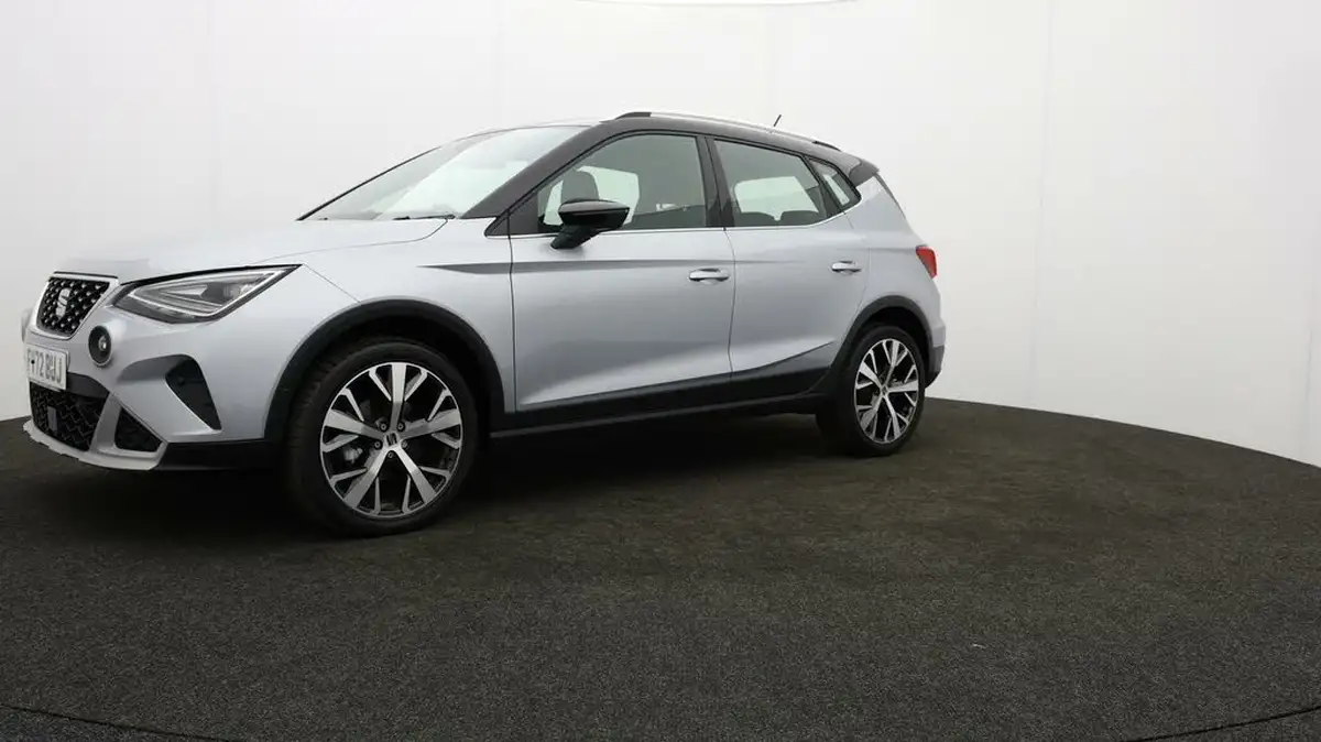 2023-seat-arona-10-tsi-xperience-lux-110ps-big-23