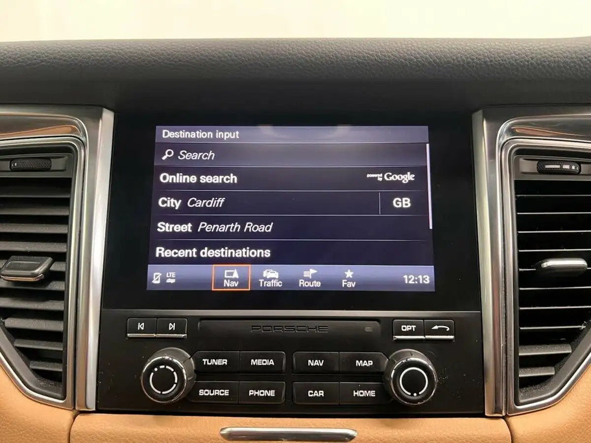 2018-porsche-macan-30-s-big-21