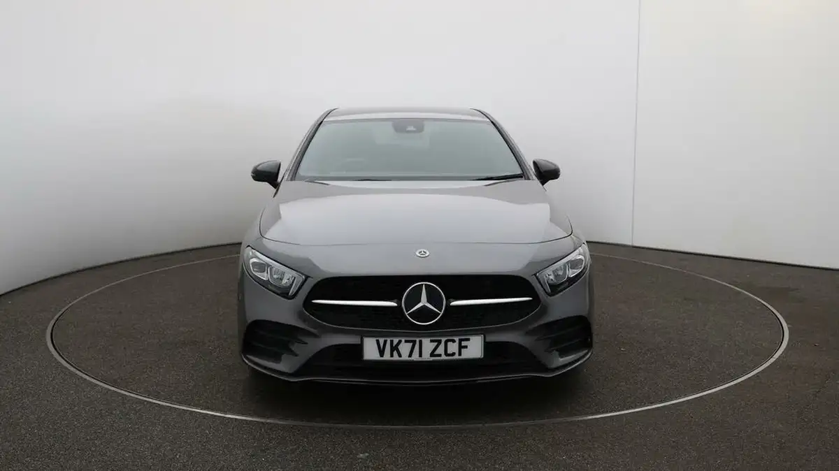 2022-mercedes-benz-a-class-13-a200-amg-line-executive-edition-hatchback-5d-7g-dct-big-2