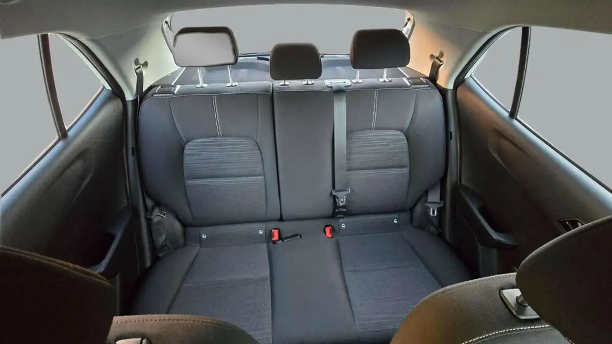 2018-kia-picanto-10-1-66bhp-big-11