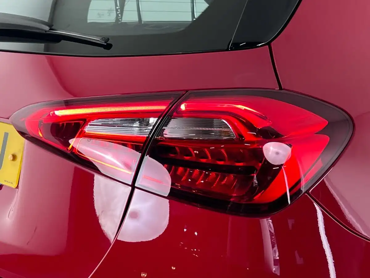 2019-mercedes-benz-a-class-13-a180-se-executive-7g-dct-big-9