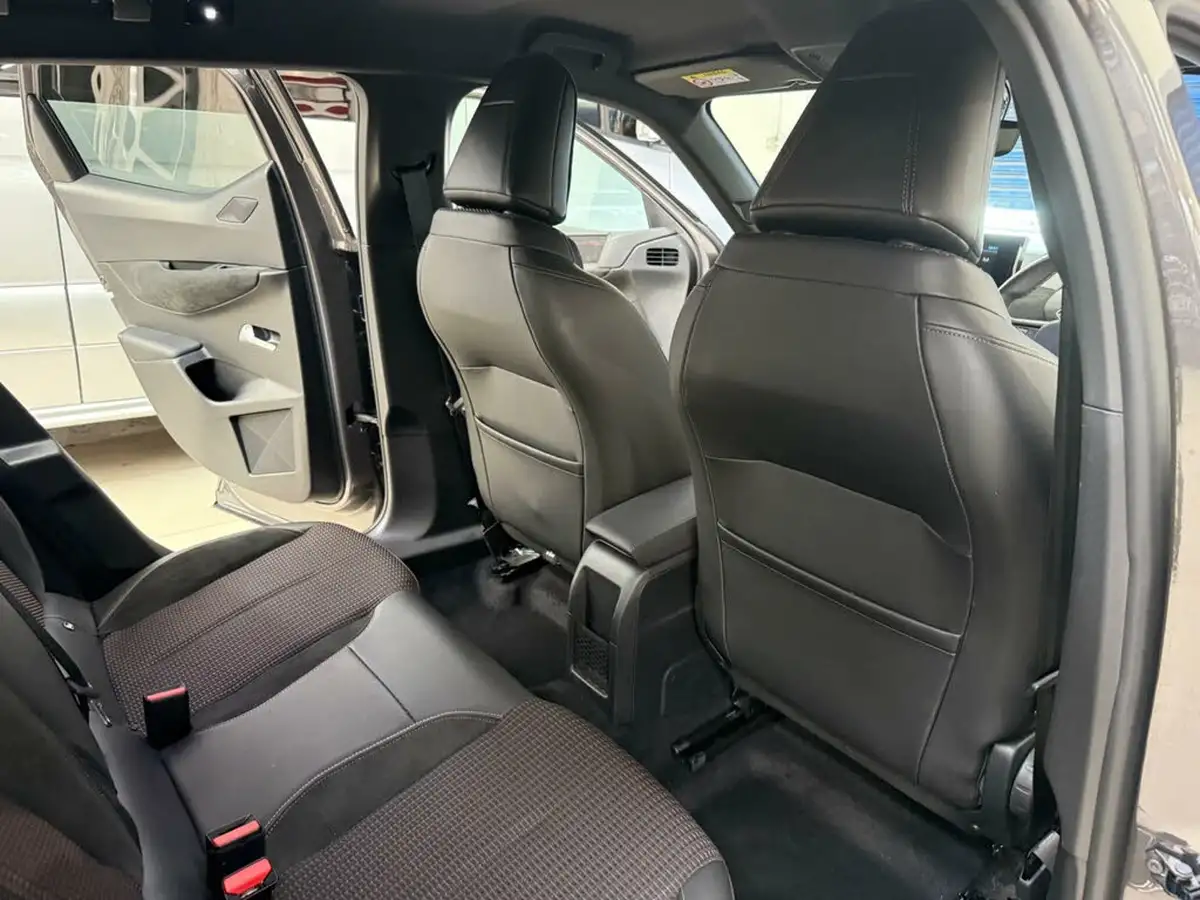 2021-ds-ds-3-crossback-e-tense-performance-line-big-39