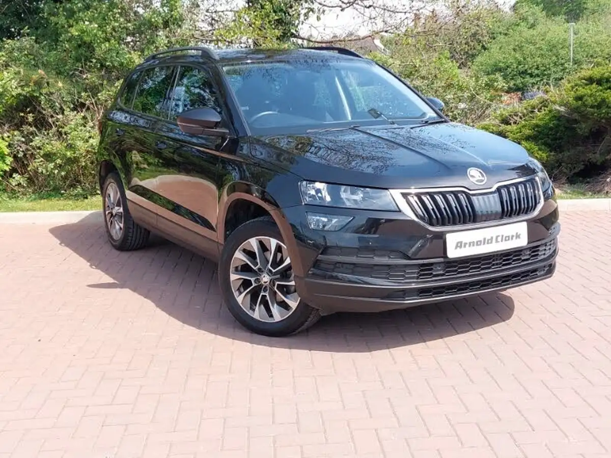 2022-skoda-karoq-15-tsi-se-drive-big-0