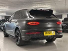 2022-bentley-bentayga-40-v8-small-12