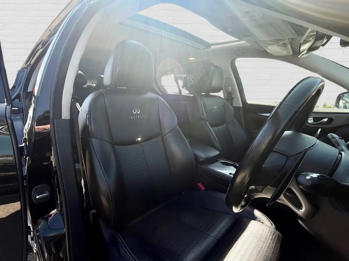 2014-infiniti-q50-20-sport-big-12