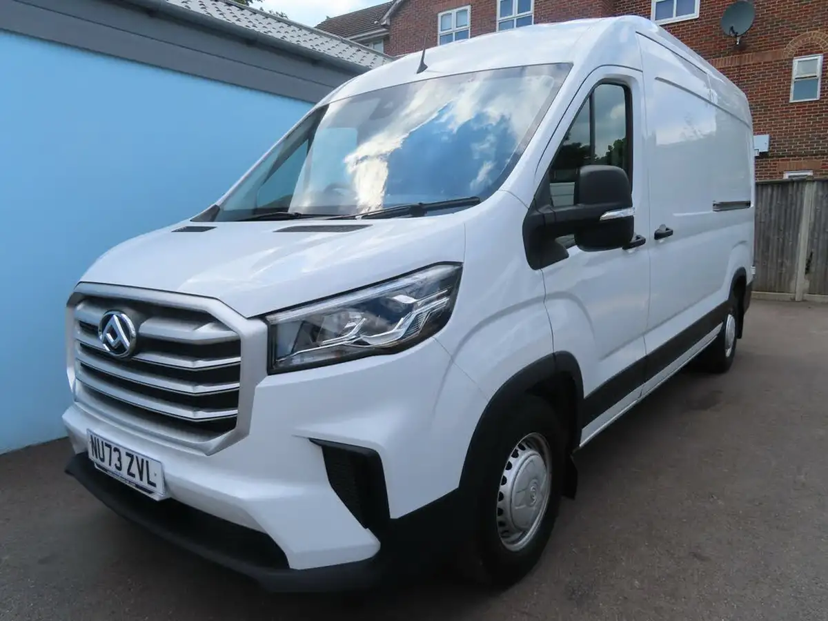 2023-maxus-deliver-9-big-3