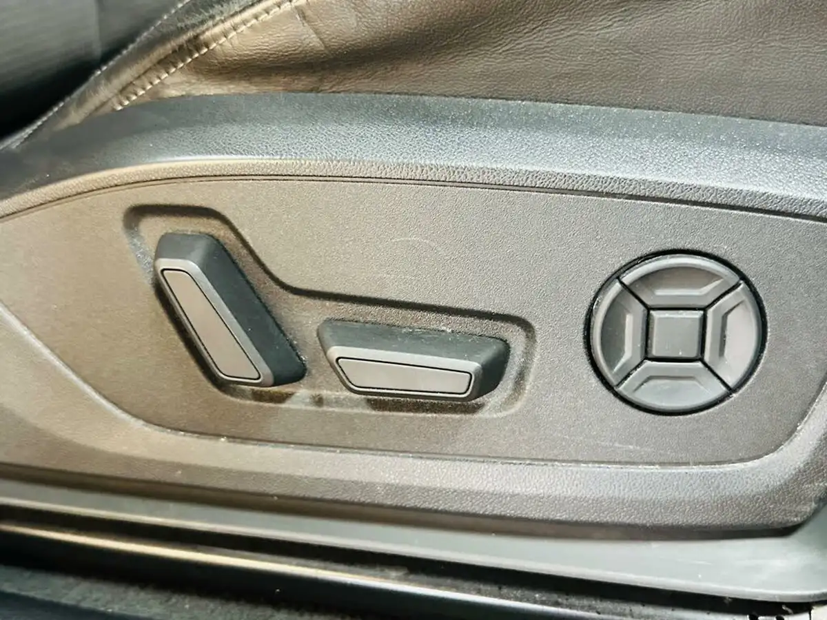 2019-audi-q3-20-35-tdi-vorsprung-station-wagon-big-54