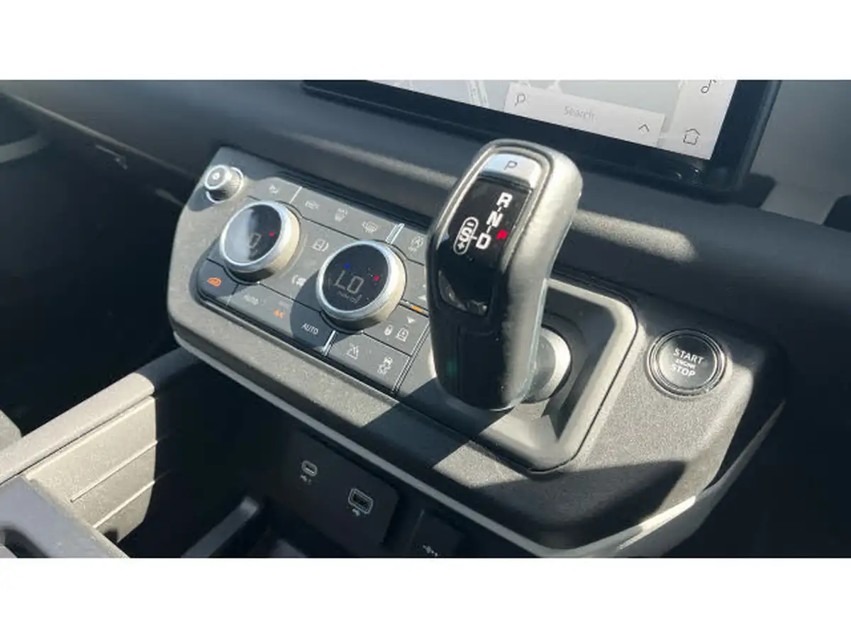 2022-land-rover-110-defender-30-d300-x-dynamic-s-big-12