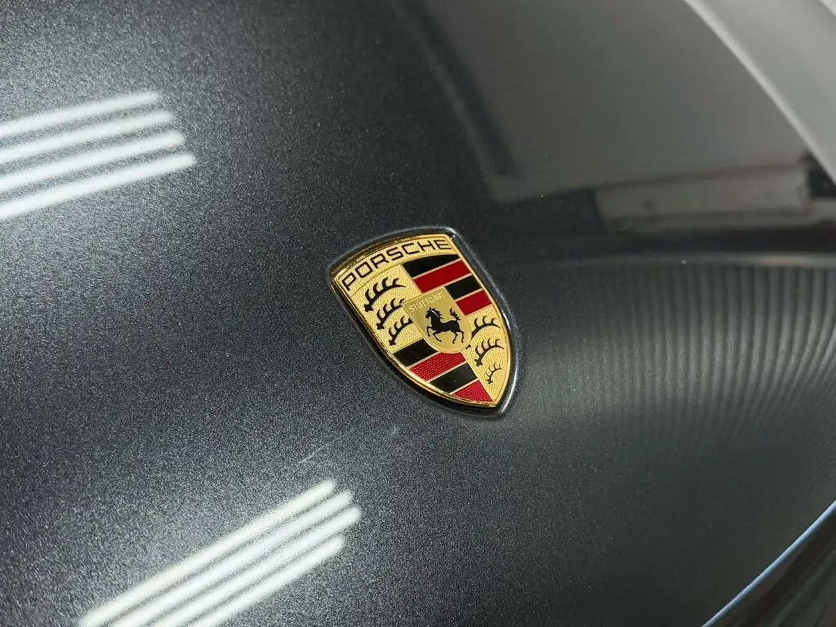 2019-porsche-macan-20-big-12