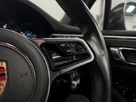 2019-porsche-macan-20-small-40