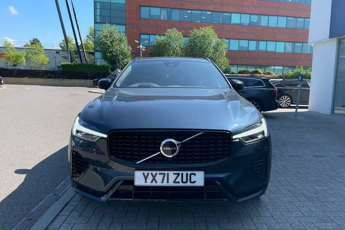 2021-volvo-xc60-20-t8-r-design-pro-455bhp-plug-in-hybrid-big-11