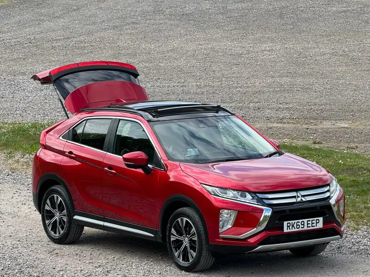 2019-mitsubishi-eclipse-cross-15-4-auto-big-10