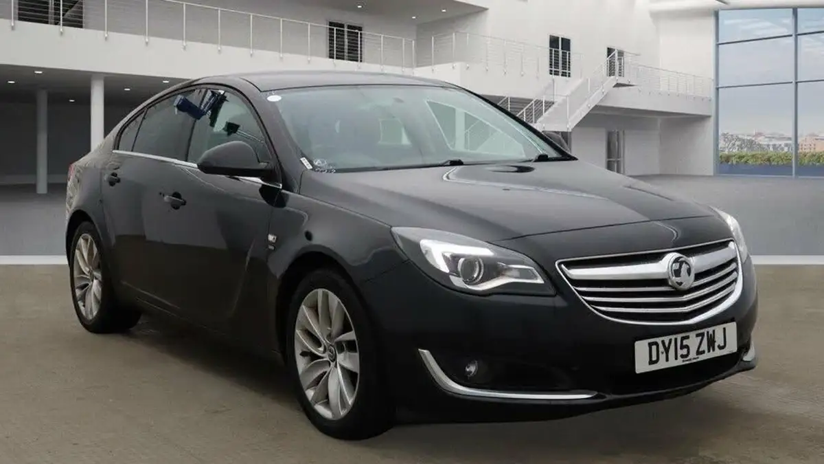 2015-vauxhall-insignia-20cdti-sri-140ps-navss-ecoflex-hatchback-5d-big-6