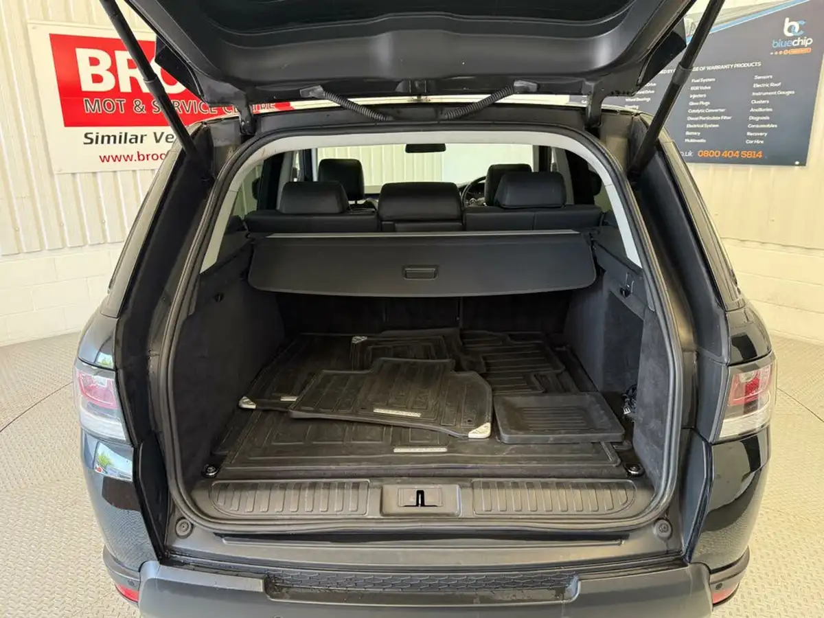 2014-land-rover-range-rover-sport-30-sd-v6-hse-big-18