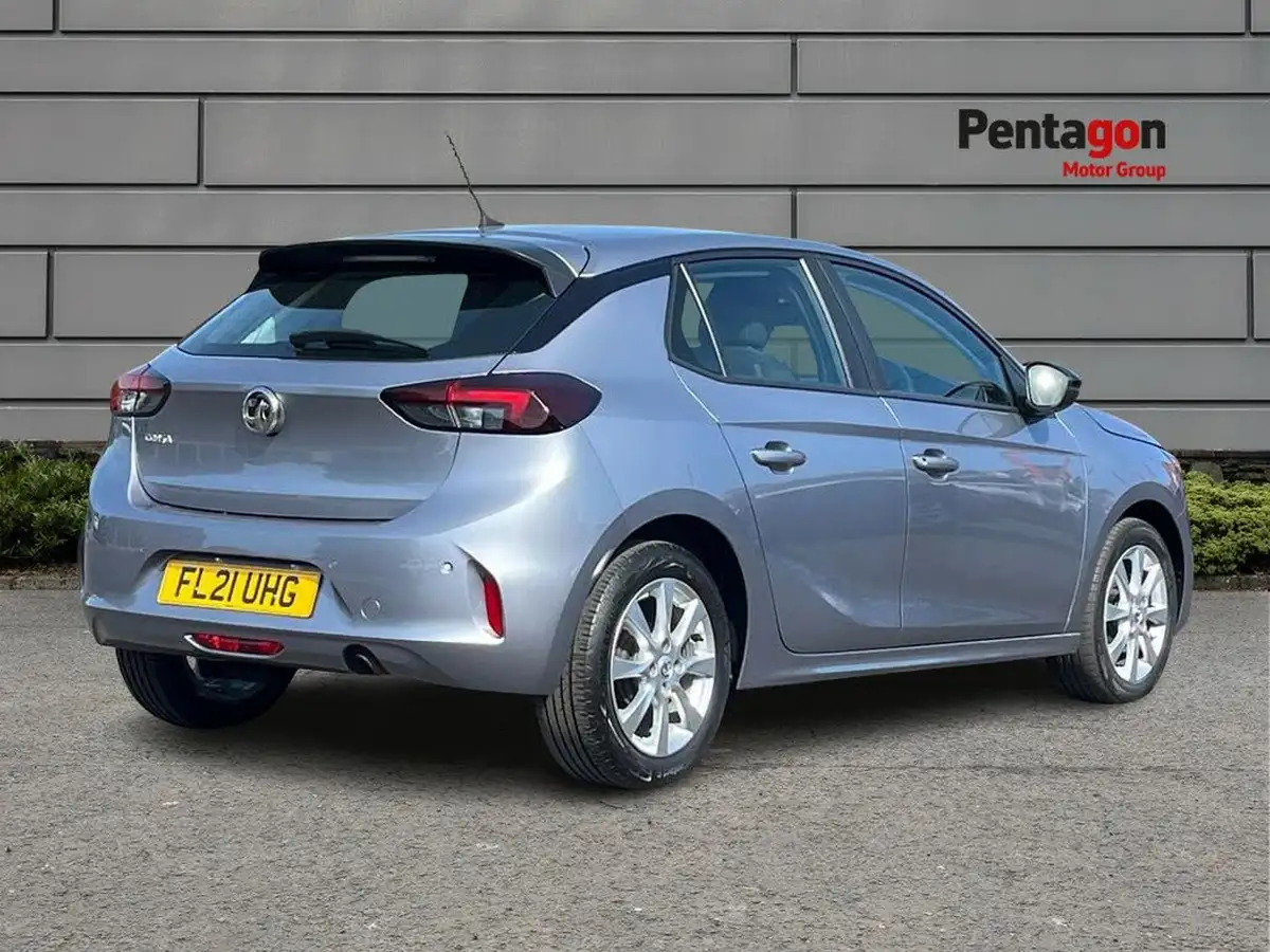 2021-vauxhall-corsa-12i-se-premium-big-4